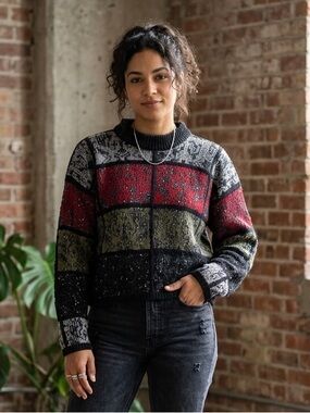 Take 50% OFF- Gil AimbezColorblock Crewneck Sweater - Black, Red & Olive, Sz-S